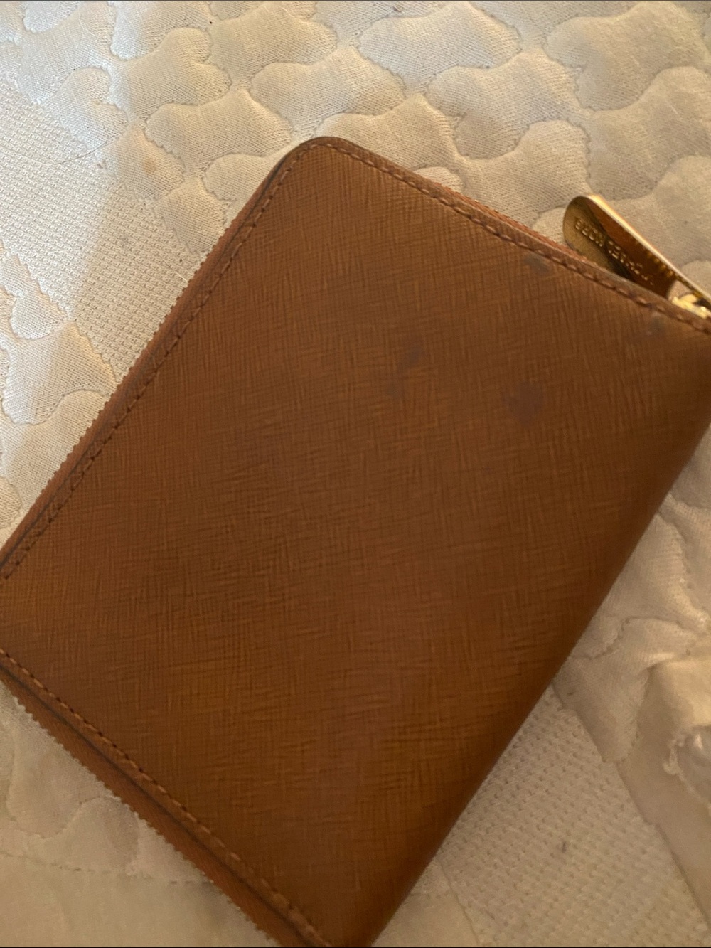 Michael Kors Cognac Saffiano Zip Wallet with Gold Logo - Picture 3 of 6